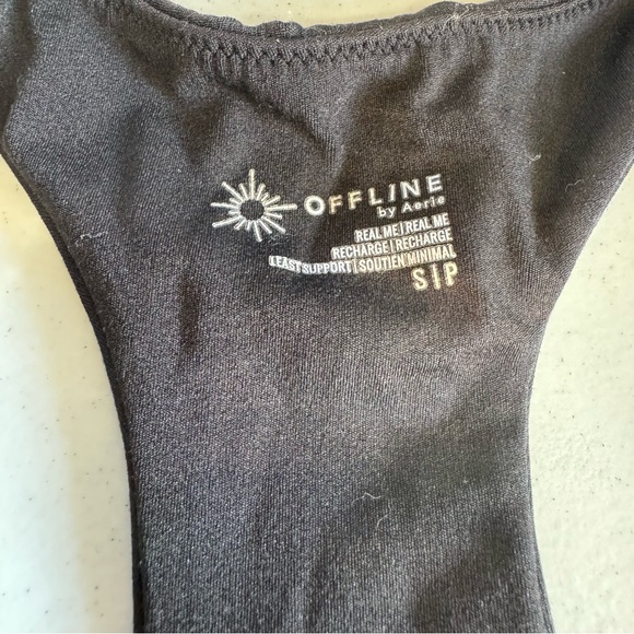 Going Out Black Cropped Tank - Picture 3 of 6